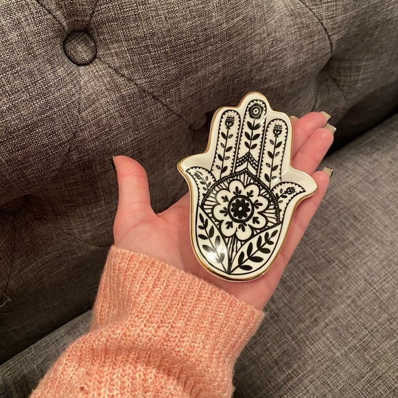 Hamsa trinket ring jewelry dish. Mandala hobo tray - Picture 7 of 15